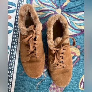 Fur-lined suede sneakers in Tan